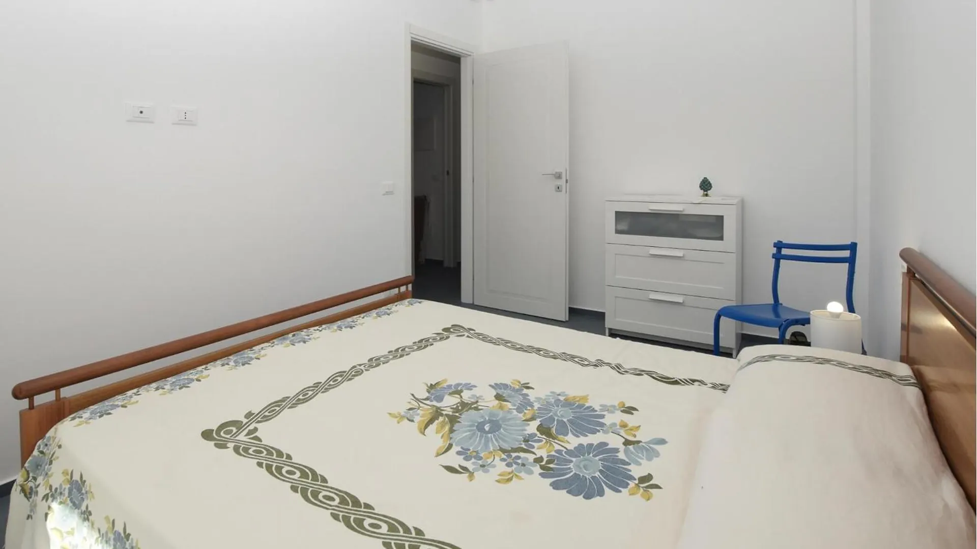 Stunning Apartment In Santa Croce Camerina Italien